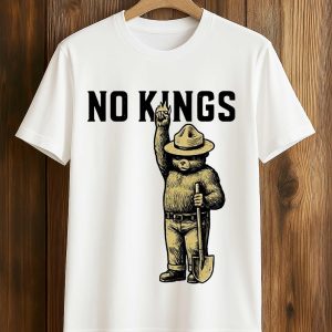 No Kings Resist Bear T Shirt