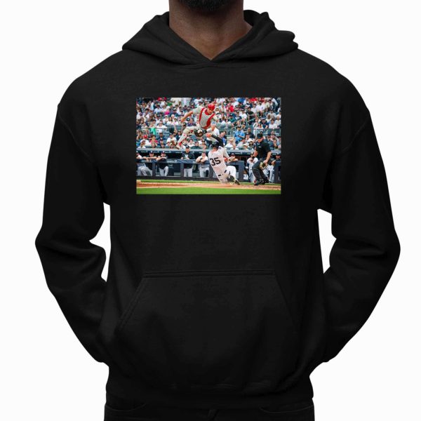 JT Realmuto With a Remarkable Play Shirt