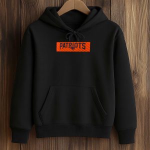 Drake Maye Wears Patriot Sideline Hoodie (4)