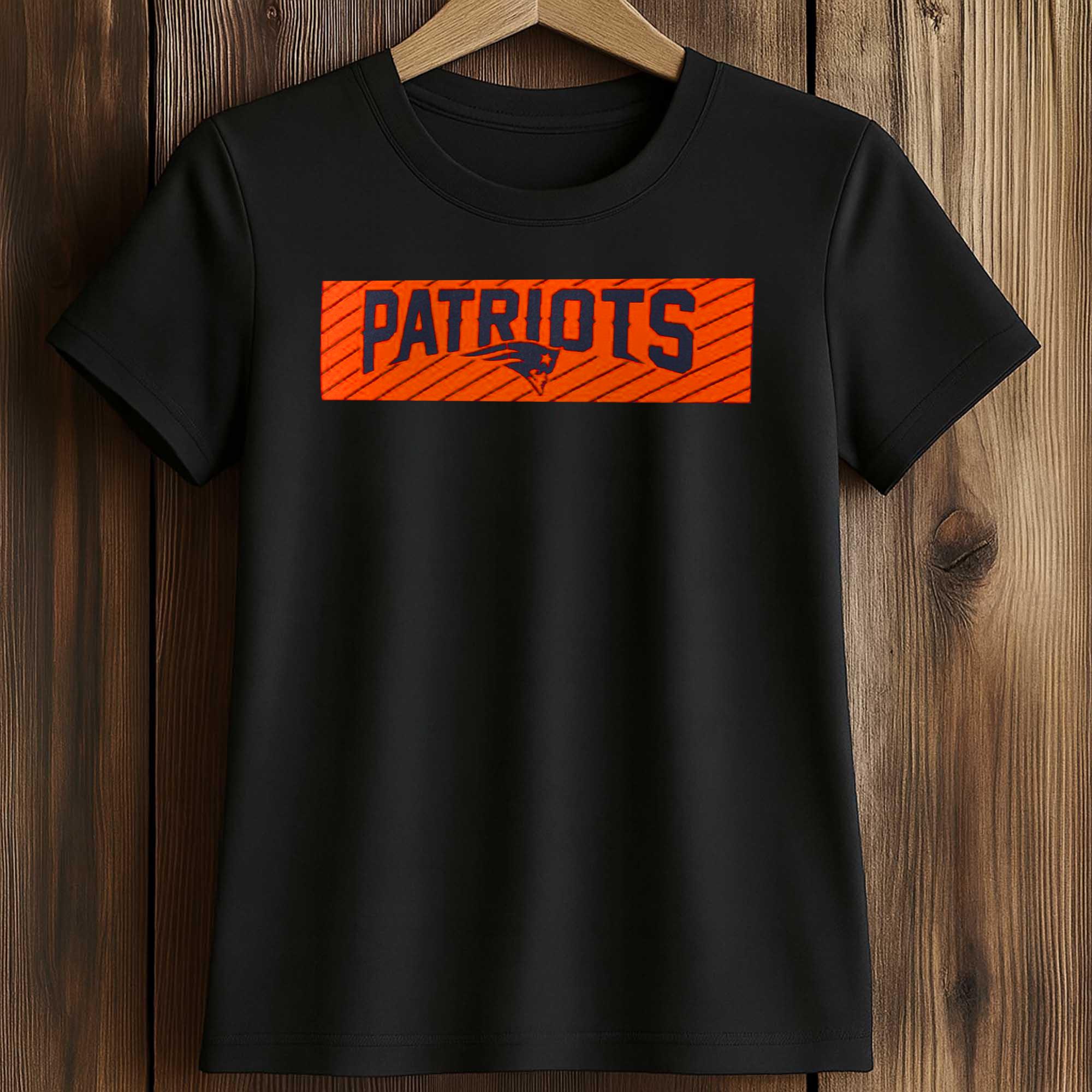 Drake Maye Wears Patriot Sideline Hoodie 3 Drake Maye Wears Patriot Sideline Hoodie (2)