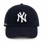 Dua Lipa Yankees Aimé Leon Dore Hats